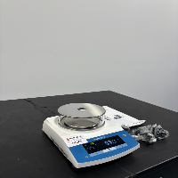 VWR Precison Balance (420g, 1mg) PBP423I-1S image 1